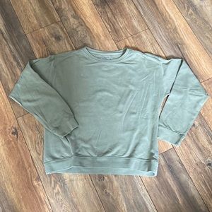 Solid sea green sweatshirt. Fat Face brand. Size 6.(medium)